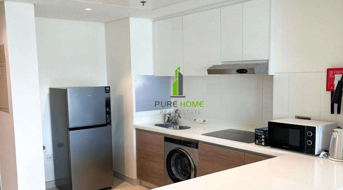 Elevated Luxury: Fully Furnished Studio