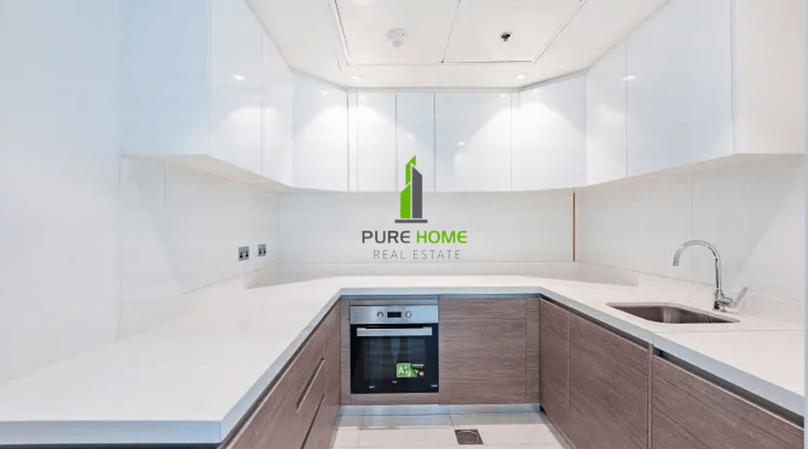 Elegant Waterfront Living – 1BR Apartment