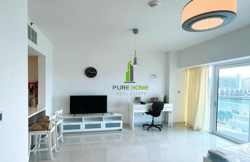 Elevated Luxury: Fully Furnished Studio