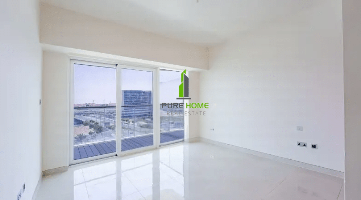 Elegant Waterfront Living – 1BR Apartment