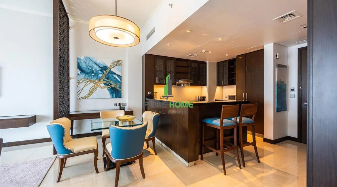 Spacious 3BR Apt | Sea View | Luxurious Living