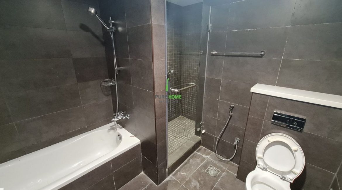 Spacious 2BR Apt | Great Amenities | Premium Location